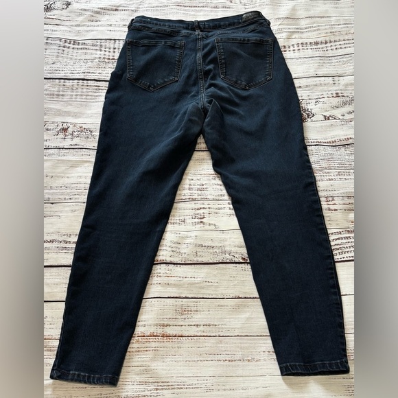 Women’s Nicole Miller Studio Skinny High Rise Denim Jeans - Picture 5 of 9